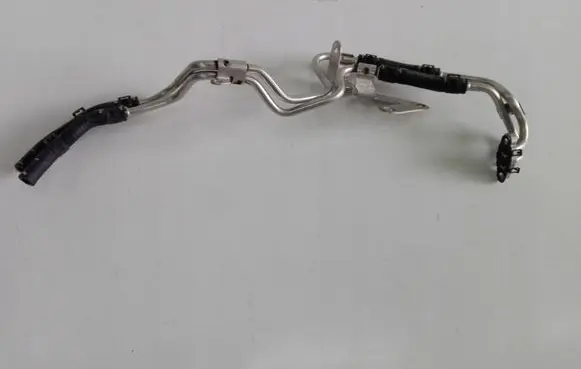 Seat Ibiza V (KJ) Engine coolant pipe/hose 04C121497F