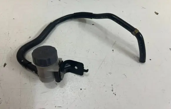 Honda Jazz Brake fluid reservoir 
