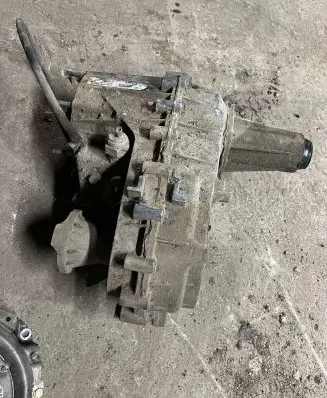 Jeep Cherokee III KJ Gearbox transfer box case 52857311AC 52851311AC 241J