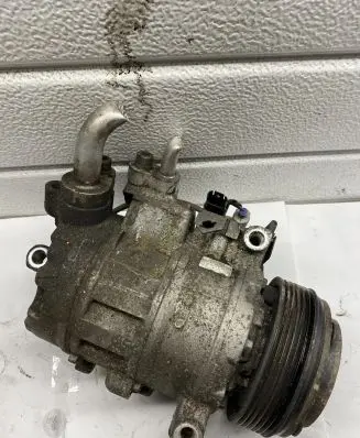 BMW X1 E84 Air conditioning (A/C) compressor (pump) 6452698786203