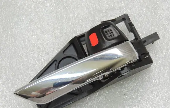 Suzuki SX4 S-Cross Front door interior handle 8311061M10C48 83110-61M10-C48