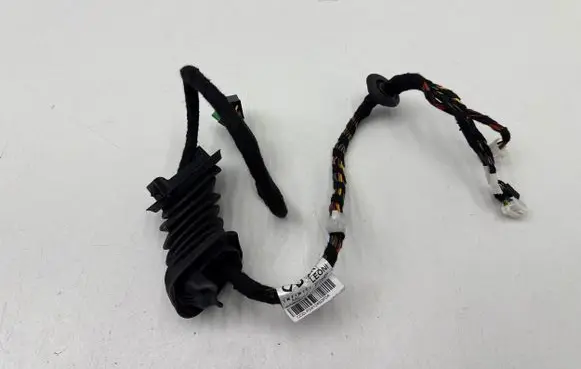 Infiniti Q30 Front door wiring loom 241245df0a 328245df0a
