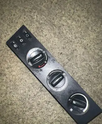 BMW 5 E39 Climate control unit 6909242 464406520 251130002