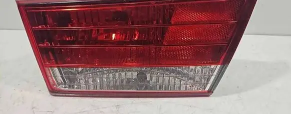 Hyundai Sonata Tailgate rear/tail lights 924043K0
