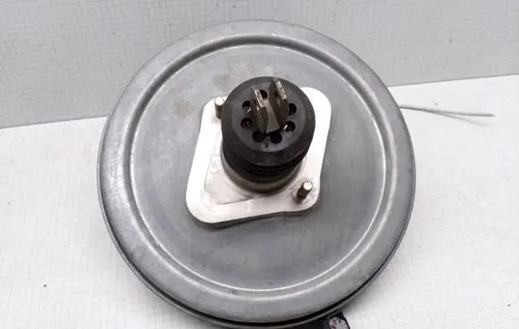 Mercedes-Benz C W202 Brake booster A0044305730