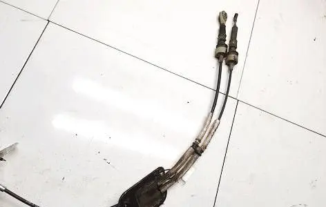 Suzuki SX4 S-Cross Gear shift cable linkage 