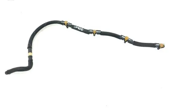 Volkswagen PASSAT B7 Fuel return line/hose 