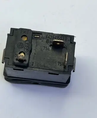 Audi 100 200 5000 C3 Windscreen/window heater switch 443941503d