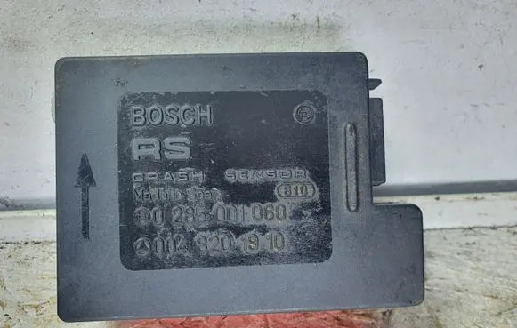 Mercedes-Benz E W124 Airbag control unit/module 0285001060 0048201910