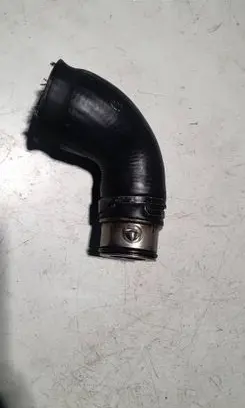 Volkswagen PASSAT B6 Intercooler hose/pipe 038131111c