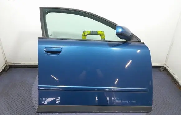Audi A4 S4 B6 8E 8H Front door