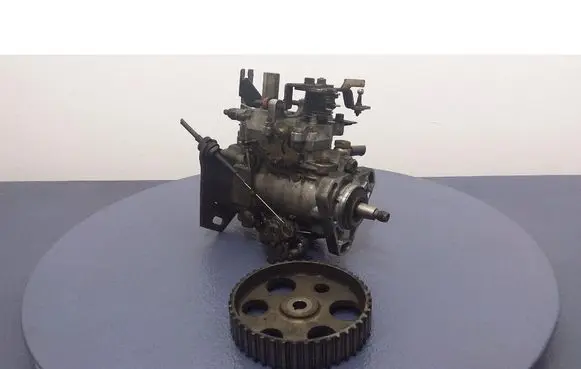 Fuel injection high pressure pump