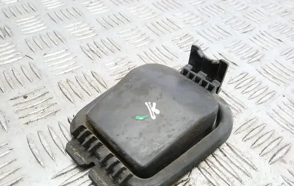 Audi A4 S4 B5 8D Headlight/headlamp dust cover 