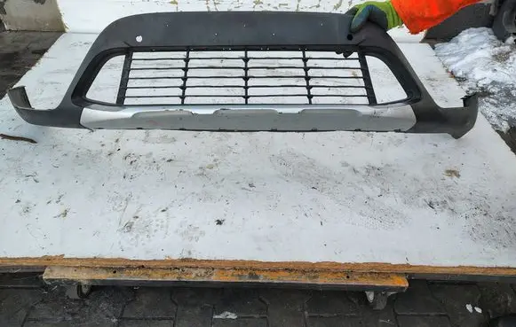BMW X1 F48 F49 Front bumper lower grill 