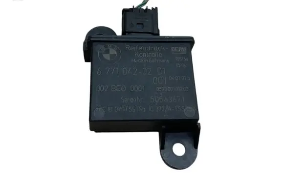 BMW 5 E60 E61 Tire pressure sensor 677104202 67710420201 50573671