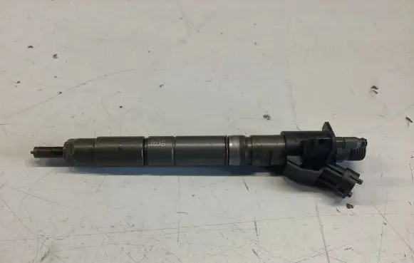 Volvo V60 Fuel injector 0445116046
