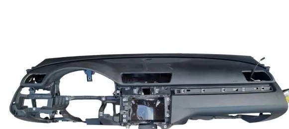 Volkswagen PASSAT B7 Dashboard 3C1857003 3C1857009 3C1857669