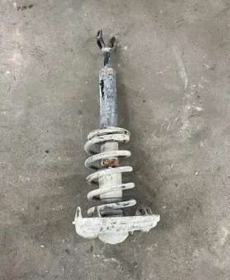 Volkswagen PASSAT B5 Front shock absorber/damper