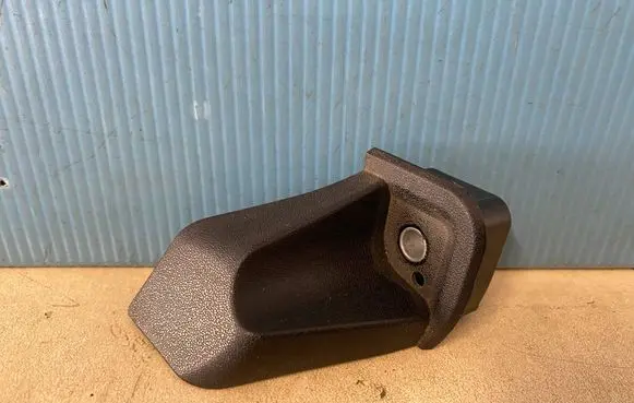 Audi A5 Fender mounting bracket 8W6821231A