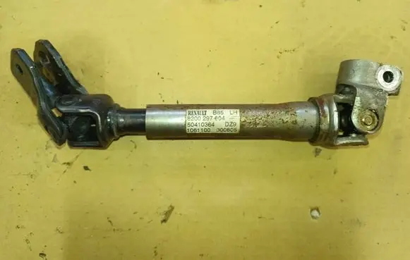 Renault Clio III Steering column universal joint 8200297604
