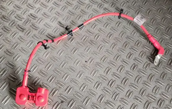 Jaguar F-Pace Positive cable (battery) J8A214300BB L56018MY 10D05