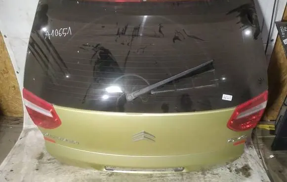 Tailgate/trunk/boot lid