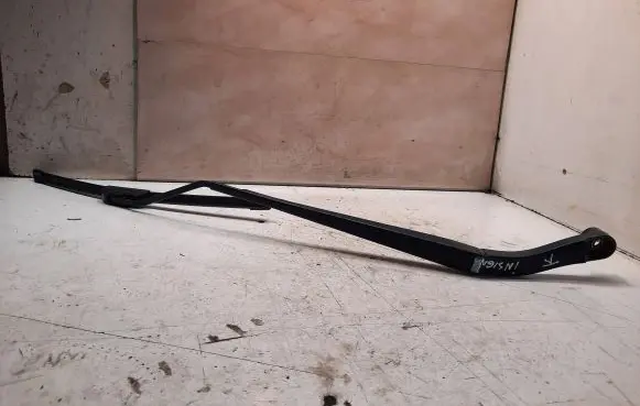 Opel Insignia A Front wiper blade arm 13227400