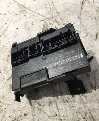 Volkswagen Touran I Comfort/convenience module 1K0959433CR 1T1971858