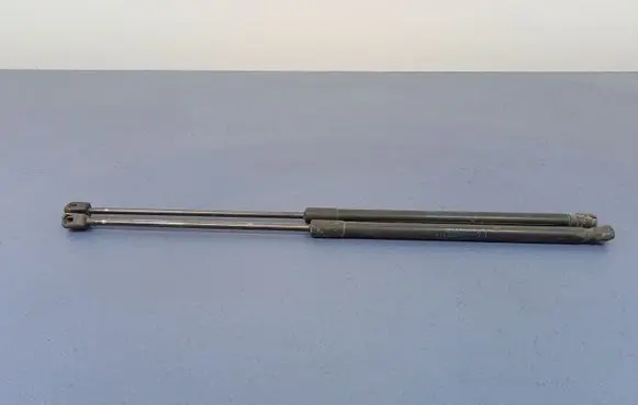 Opel Corsa D Shock absorber/damper mounting bracket 13182309