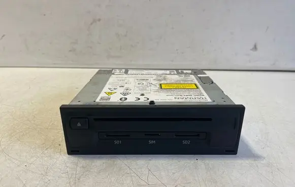 Audi TT TTS RS Mk3 8S Radio/CD/DVD/GPS head unit 8S0035021M 8S0035021K