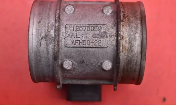 Opel Vectra C Mass air flow meter 12569224