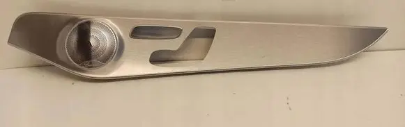 Mercedes-Benz C W205 Front door trim bar 