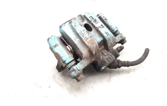 Mitsubishi Montero Rear brake caliper