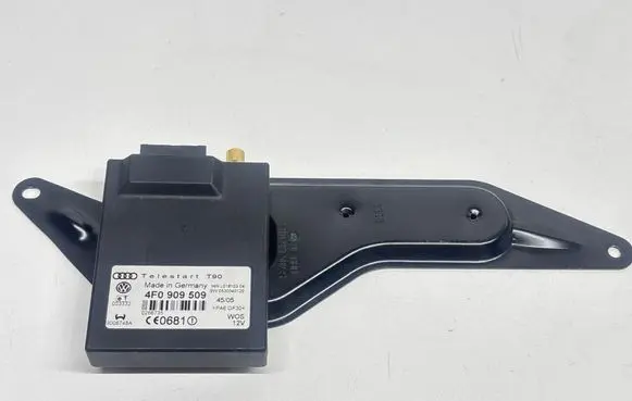 Volkswagen Touran I Auxiliary heating control unit/module 4F0909509