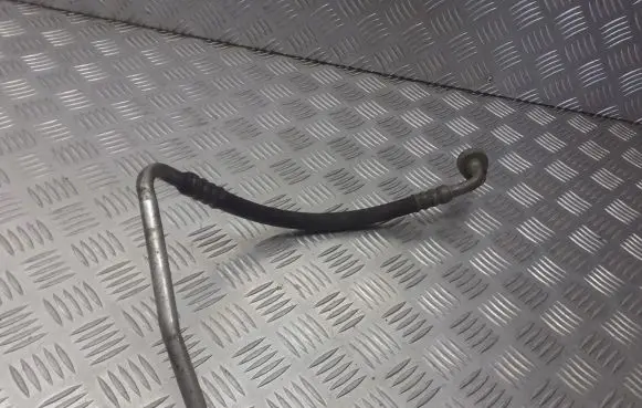 Ford C-MAX I Air conditioning (A/C) pipe/hose