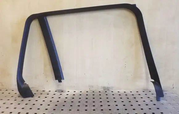 Other rear door trim element