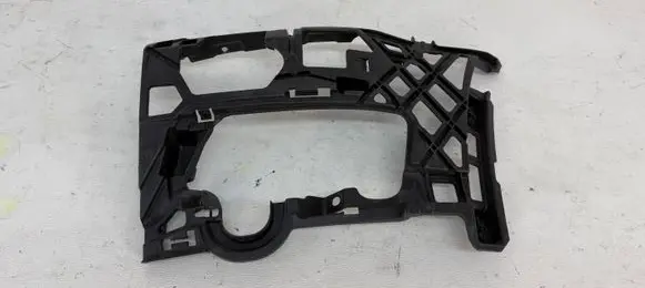 Front bumper mounting bracket