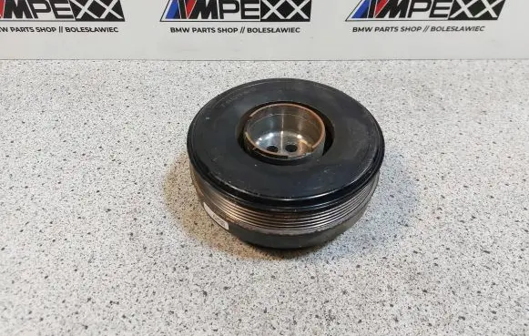 BMW X3 F25 Crankshaft pulley 7619245