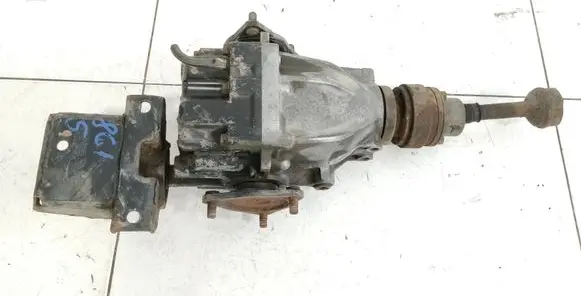Suzuki Swift I Rear differential