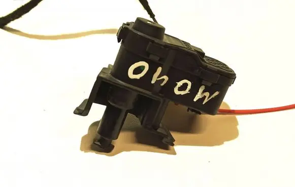 Fuel tank cap lock motor