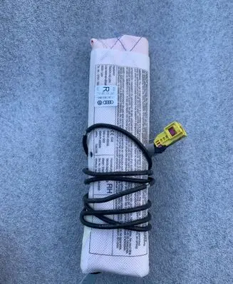 Volkswagen Sharan Seat airbag 7N0880242C