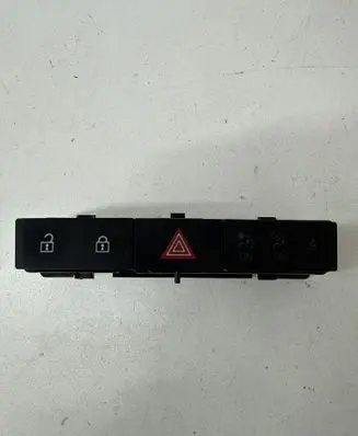 Opel Astra J Hazard light switch 13285122