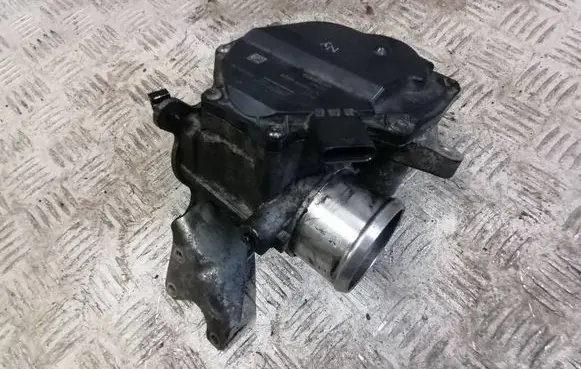 Opel Corsa E EGR valve 55260126 09T220659 HU1506000020
