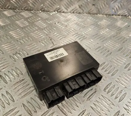 Volkswagen Golf IV Central body control module 1C0962258N