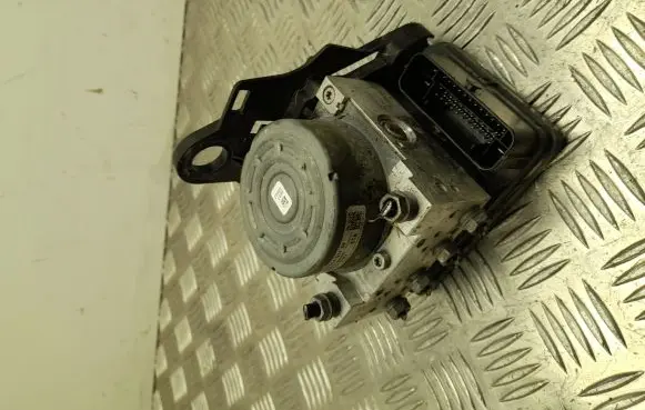 Skoda Octavia Mk3 (5E) ABS control unit/module 5Q0614517AF