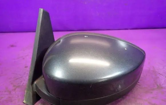 Mitsubishi Galant Front door electric wing mirror 