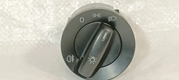 Volkswagen Caddy Light switch 1T0941431T