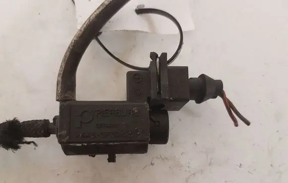 BMW 3 E46 Turbo solenoid valve 72234100 1742712