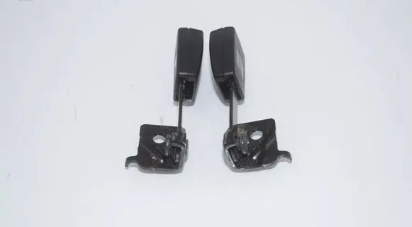 BMW i3 Rear seatbelt buckle 7347726 7347725 72117347726