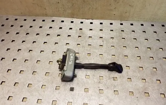 Toyota Land Cruiser (J120) Rear door check strap stopper